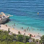 Sebi's With Sea View 샬레