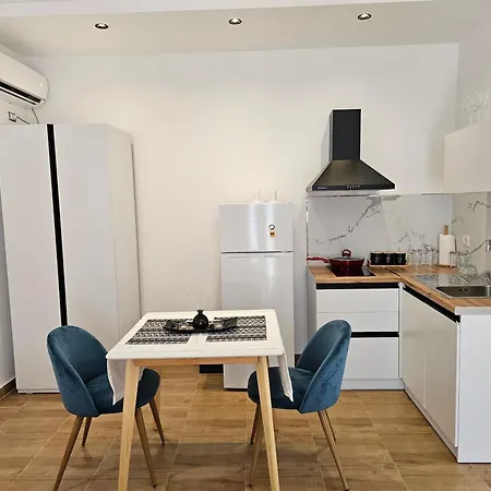 Sebi's With Sea View בקתה Vlorë