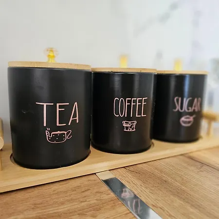 Sebi's With Sea View בקתה