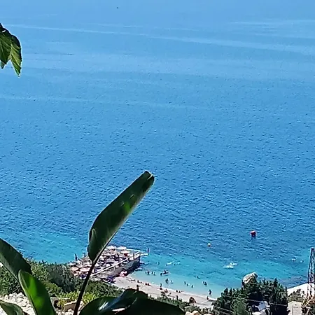 Sebi's With Sea View Chalet Vlorë