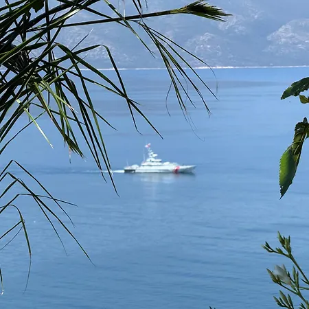 Chalet Sebi's With Sea View