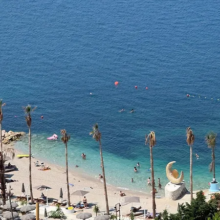 Sebi's With Sea View Dağ evi Avlonya