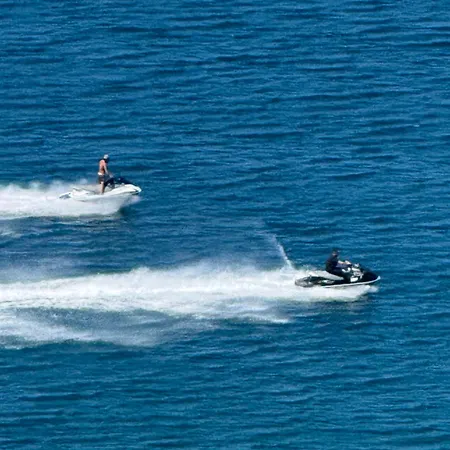Sebi's With Sea View Chalet Vlorë