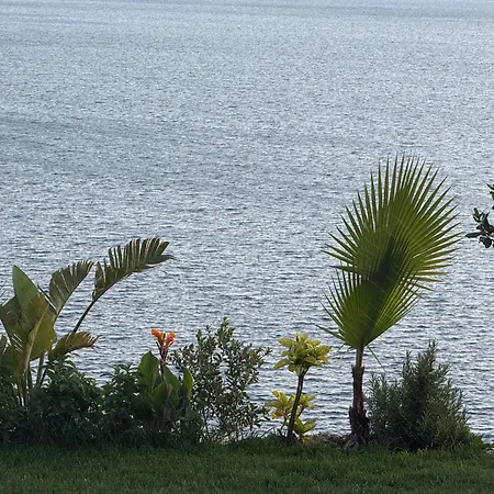 Sebi's With Sea View *
