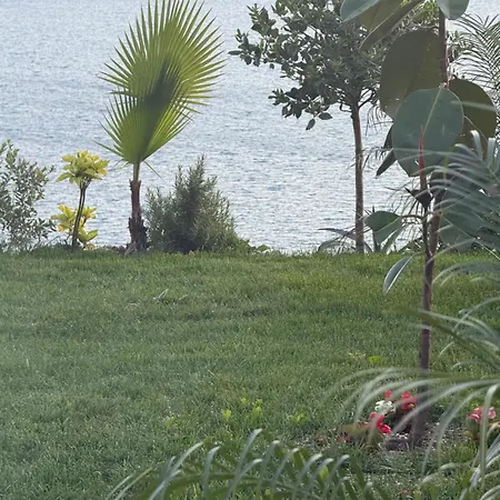 Chalet Sebi's With Sea View