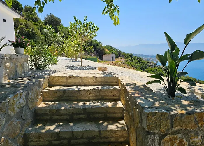 Sebi's With Sea View Vlorë